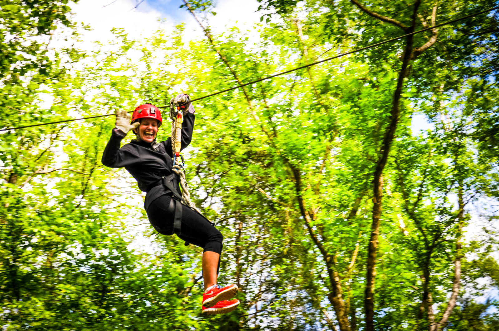 How to Enjoy Ziplining When It’s Cold