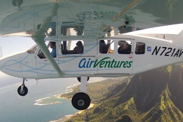 AirVentures-Kauai-Helicopter-Tour