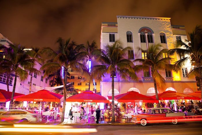 Miami: Party Bus, Club Entry, and Open Bar Night Experience