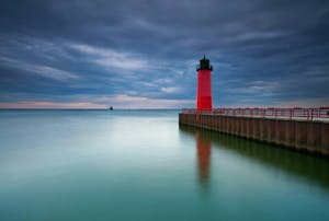 Kayaking Milwaukee Lighthouses 
