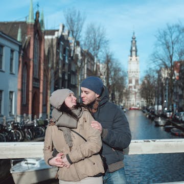 Your Romantic Trip to Amsterdam e-book a couple being in love