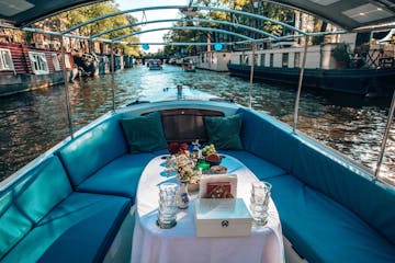 amsterdam proposal love boat