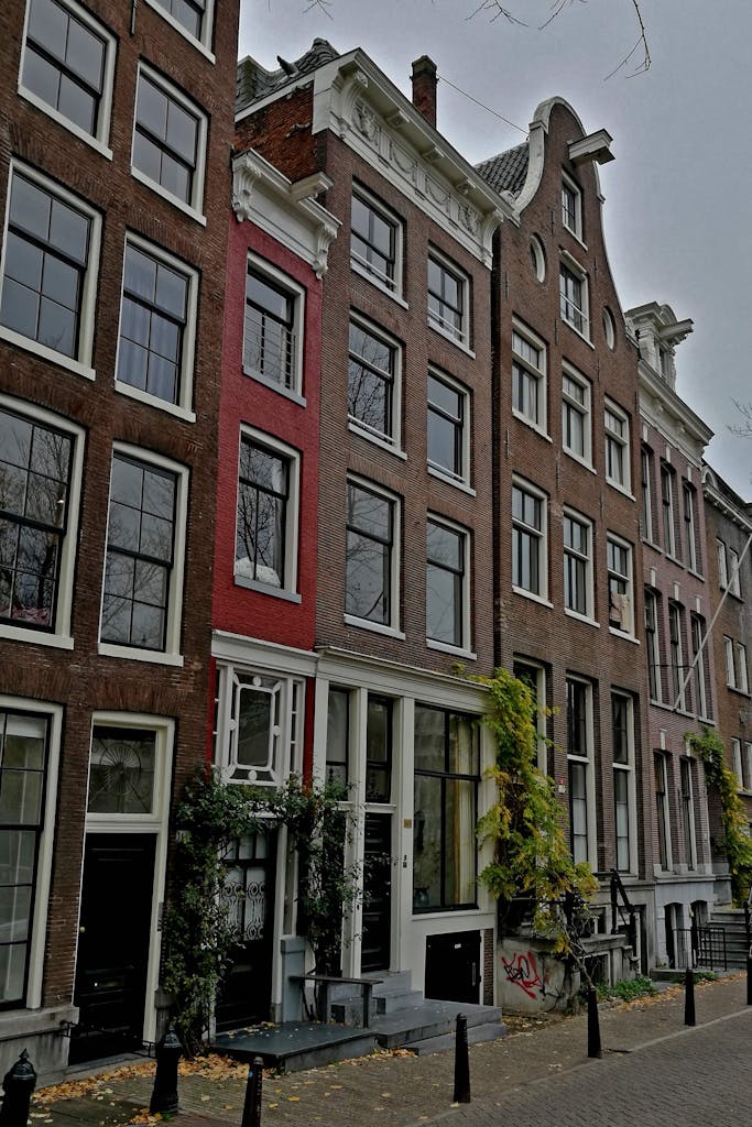 smallest house in Amsterdam