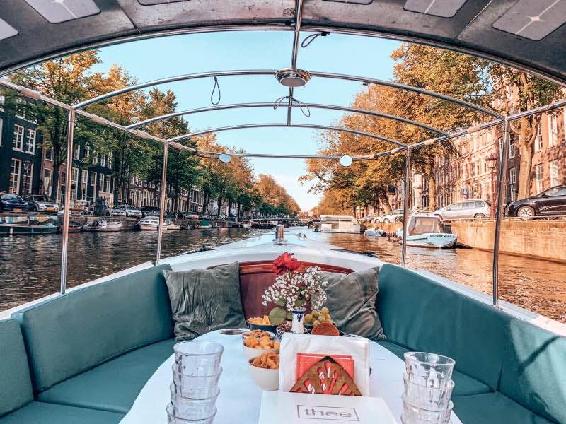Romantic Canal Boat Tour with your love in Amsterdam
