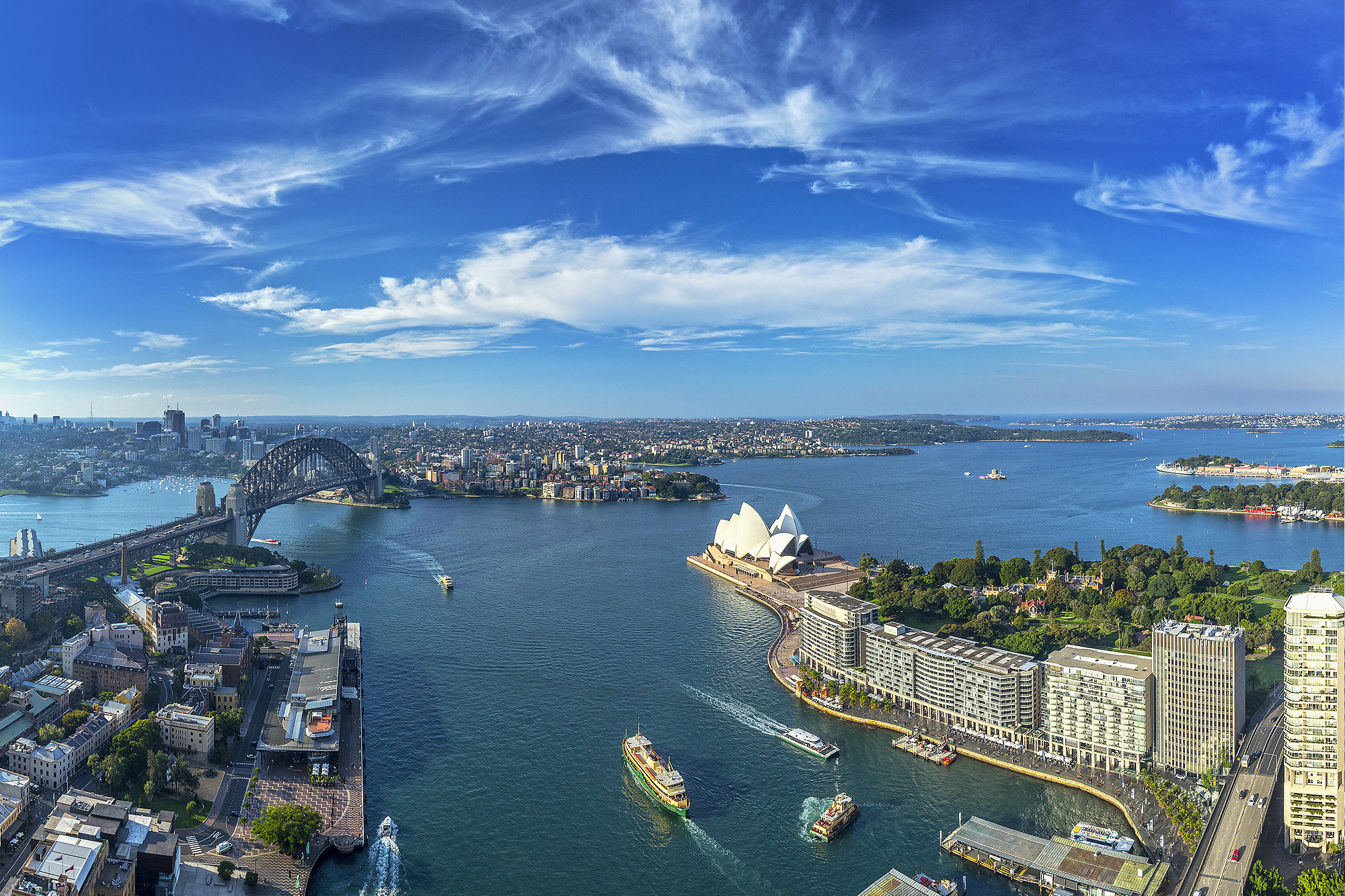 Circular Quay - Ferry Services & Sydney Harbour Cruises - Fantasea Cruising