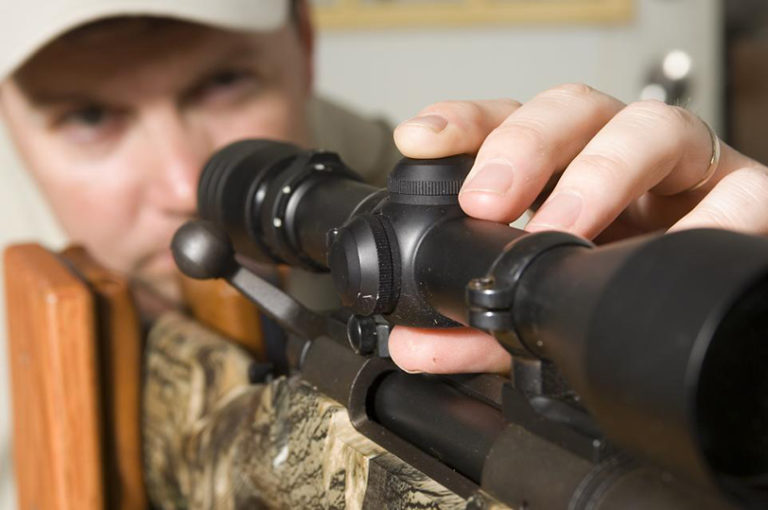 How To Sight A Rifle Scope In 7 Easy Steps | The Range 702