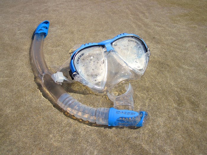 ondsindet Monograph Shining Differences Between a Dry Snorkel Tube and Semi Dry Snorkels