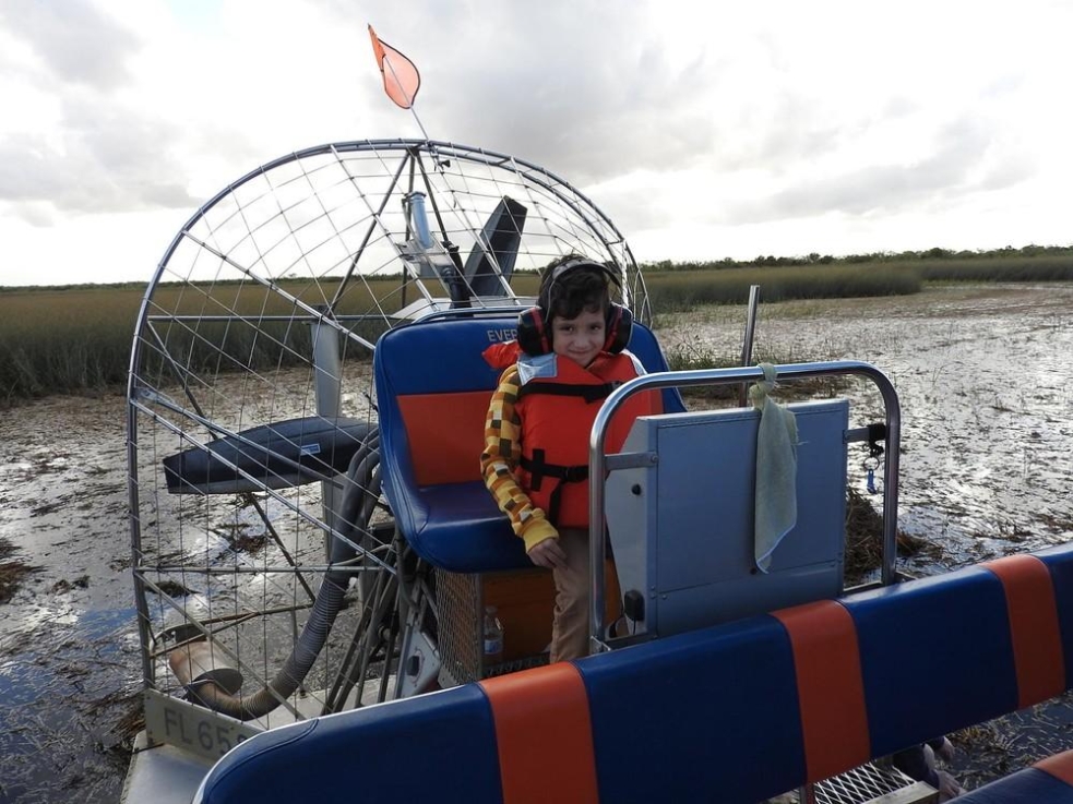 Billy bob's best sale airboat rides