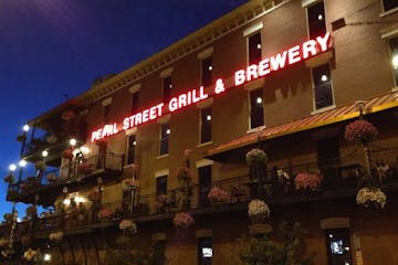 Pearl Street grill & Brewery