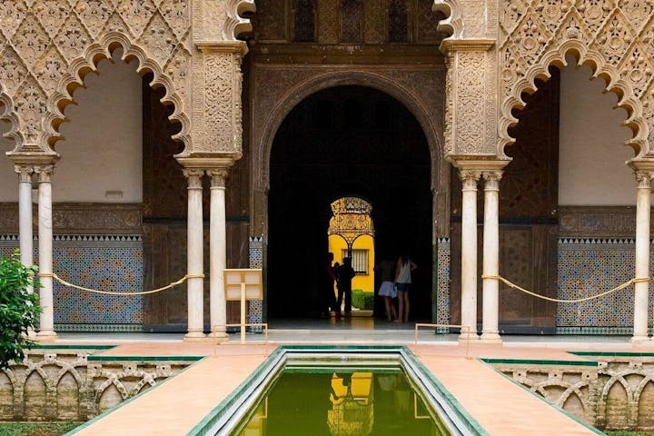 Fast Track Access to the Alcazar of Seville  Amigo Tours Spain