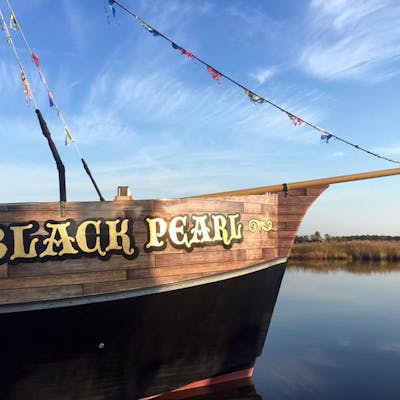 black pearl pirate cruise ship