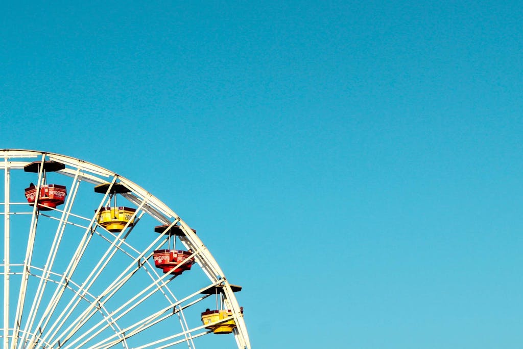 a clear blue sky - Ferris Wheel - BJDBA563