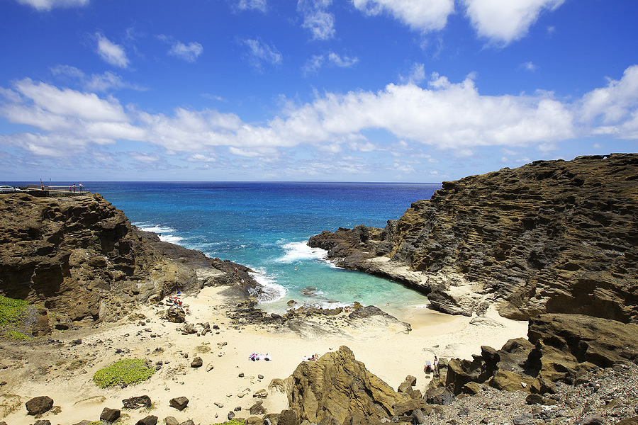 Exploring Oahu’s Beaches: 7 Top Beaches You Need To Visit | LeaLea Tours