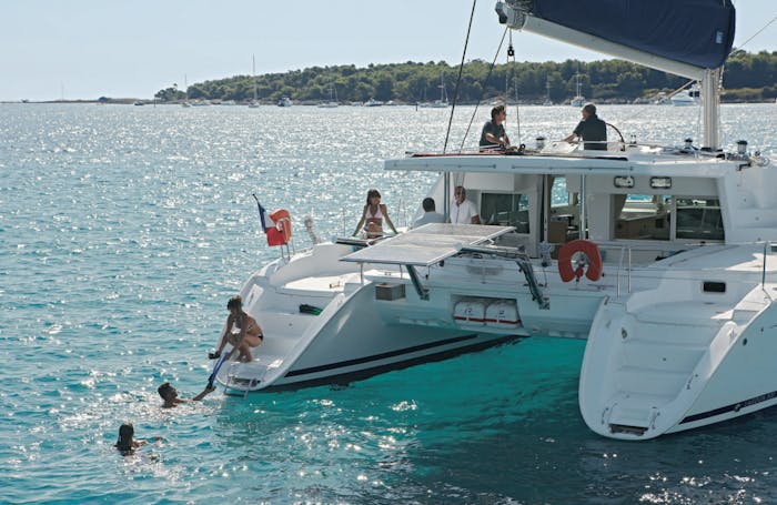 yacht in kona