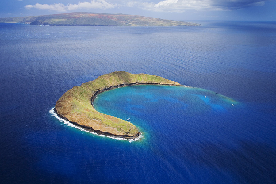 Molokini Crater – The Perfect Location For A Bit Of Snorkeling Or Snuba ...