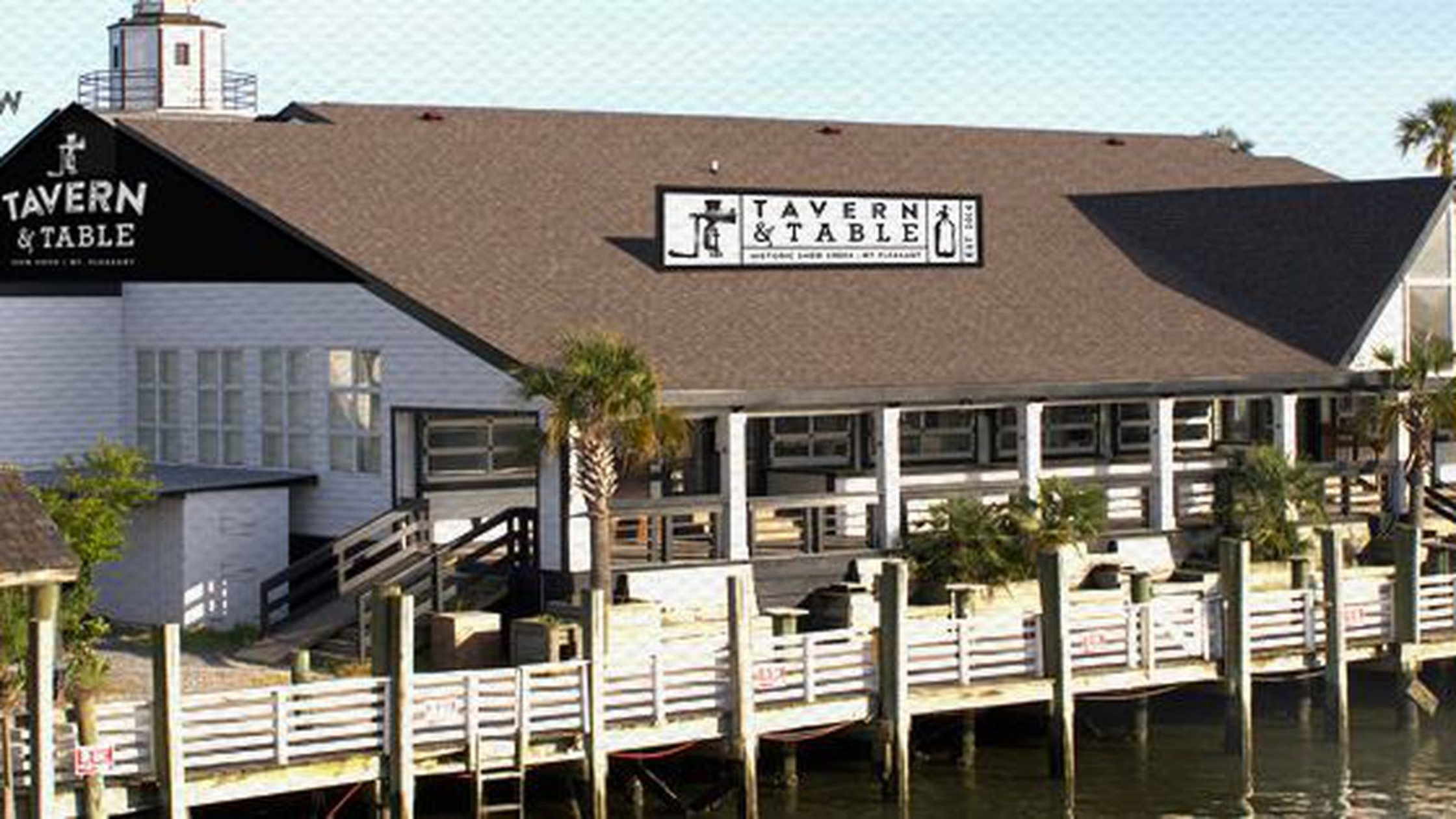 Tavern and Table - best waterfront restaurants in Charleston, SC