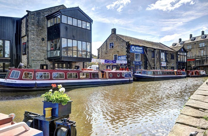 Dave Spikey Skipton Boat Trips - 