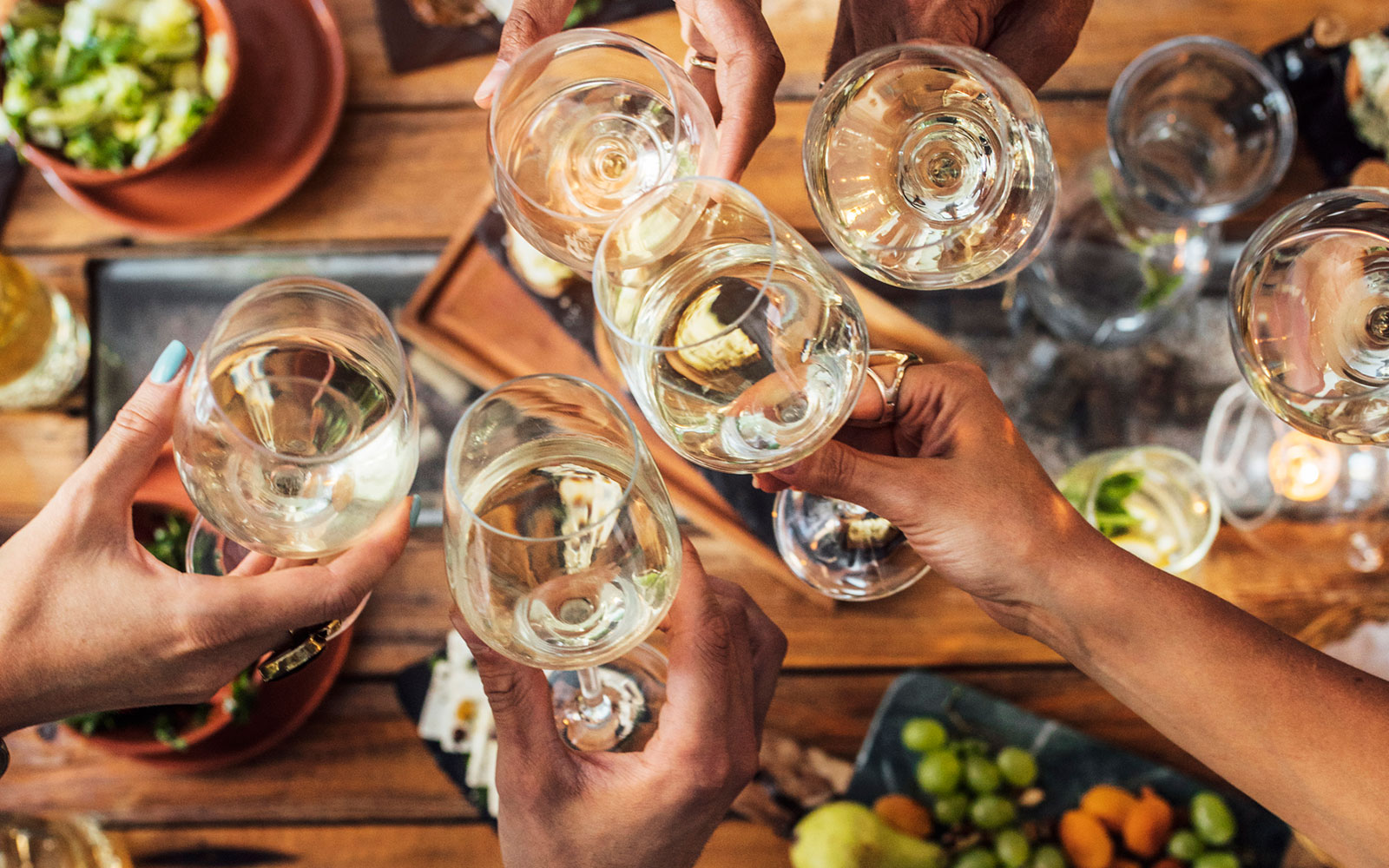 Bring your team together over a shared meal complete with wine pairings