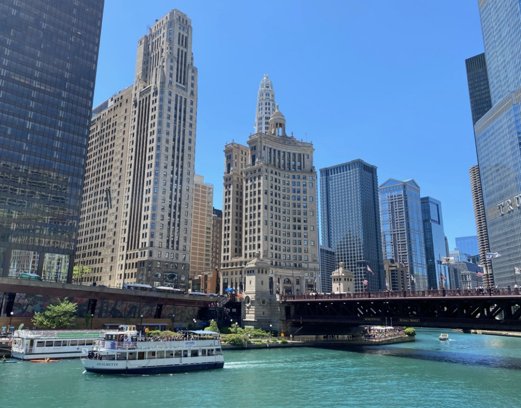 12 Family Reunion Ideas in Chicago That Rock