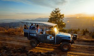 Sunset Jeep tour in east zion, Utah