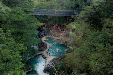 rio negro hot springs