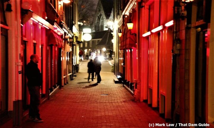 Red Light District Amsterdam - Amsterdam Red Light District Tour | That Dam Guide
