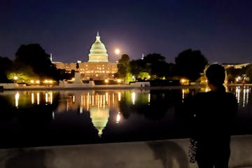 U.S. Capitol at night