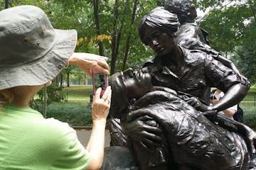 Outsmarting your Smartphone at the Vietnam Servicewomen's Memorial