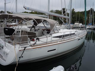 Photo of stern and cockpit of the Alyeska sailboat