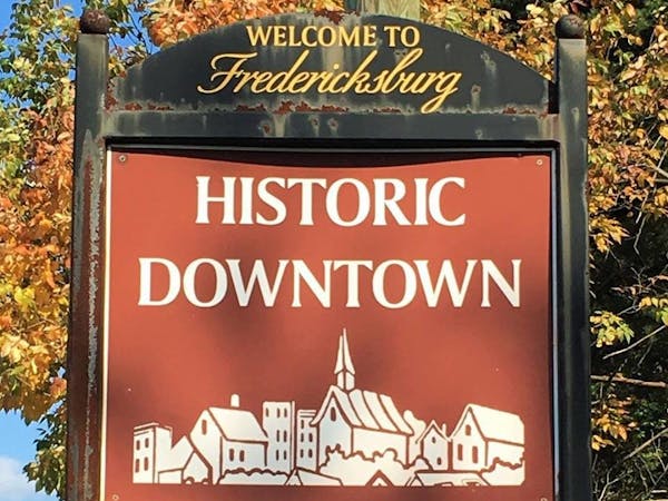 Historic Downtown sign