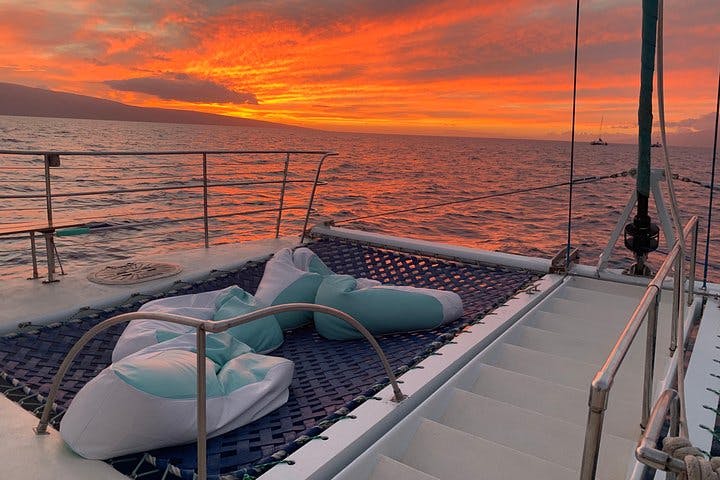 best sunset cruises in maui