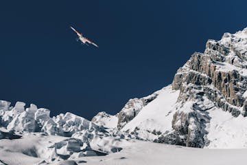 Ski plane flying over Mt Cook