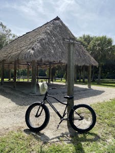 EASY BICYCLE TRAILS