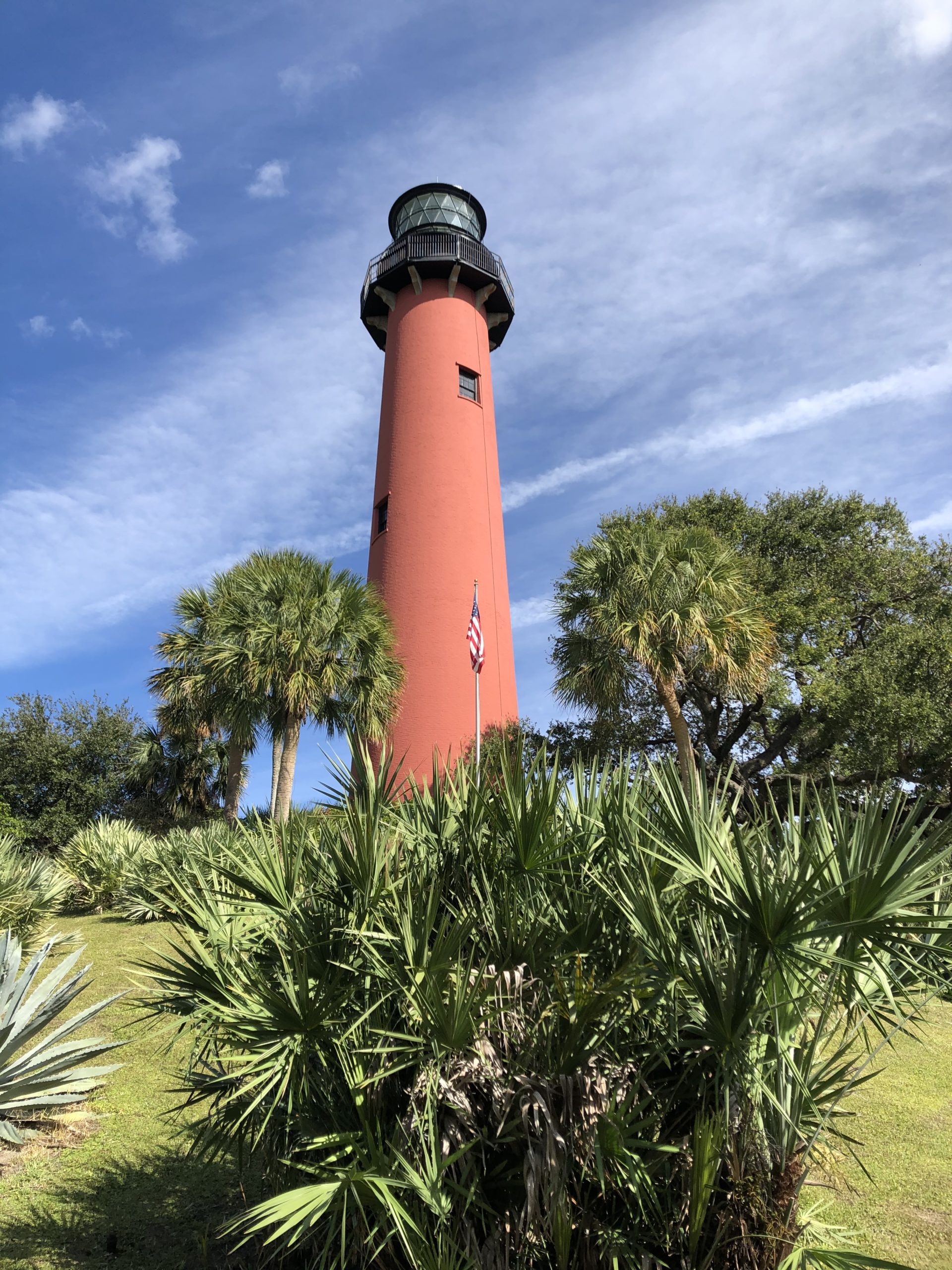 things-to-do-in-jupiter-vivid-views-of-lighthouse-for-paddlers