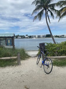 A cycle parked near the sea beach