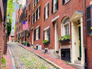 Acorn Street Beacon Hill - Most Photographed Street in Boston