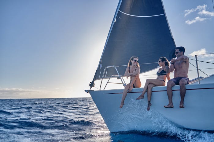 Maui Boat Charters | GungHo Sailing