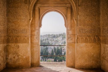 alhambra window