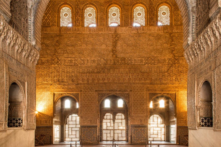 Salón del trono de la Alhambra 