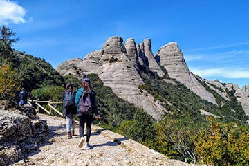 Montserrat hiking tour