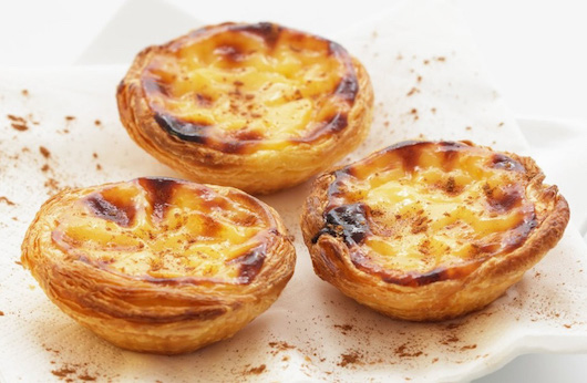 Portuguese custard tarts: pastel de nata