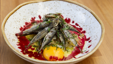 a bowl of food on a plate