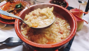 a bowl of food on a plate