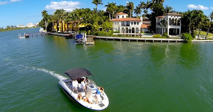 Navigating Miami: A Guide to Private Boat Tours