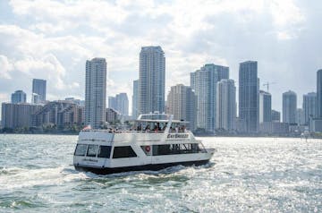 boat tours at bayside miami