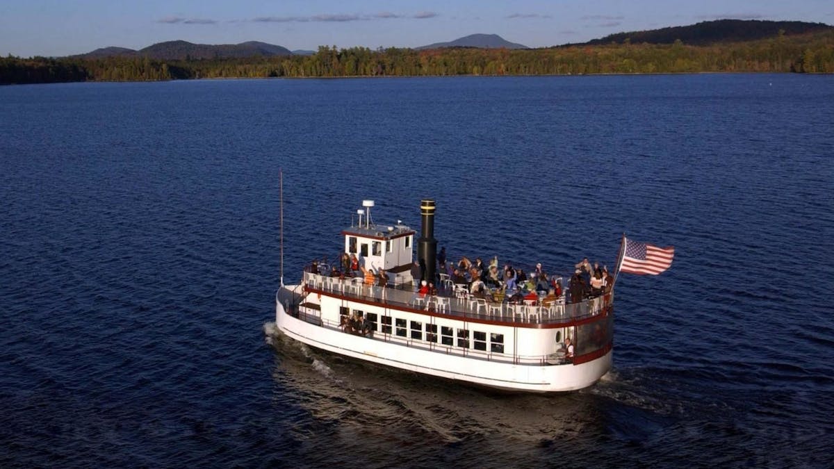 Tour boat on lake