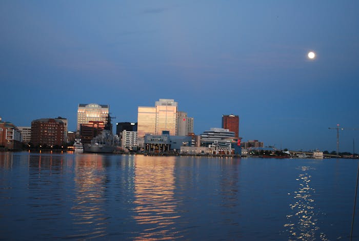 Lgbtq Moonlight Party Cruise American Rover Sailing Cruises