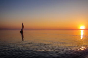 Sunset Thessaloniki Cruise on a Sailing Yacht