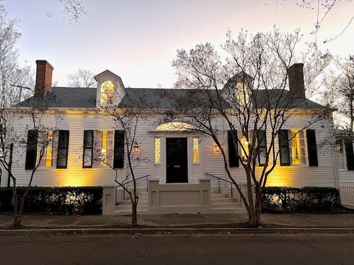 Holly Hedges, Circa 1796 Natchez Pilgrimage Tours