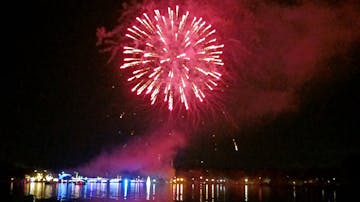 fireworks over Lake Dora at Light Up Mount Dora with Rusty Anchor Boat Tours